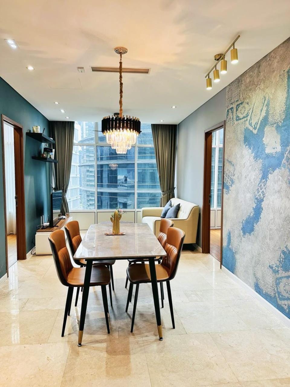 Living room, Seating area, Dining area