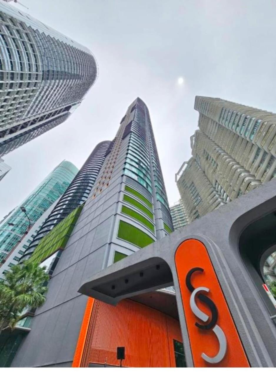 Property building, Day, City view
