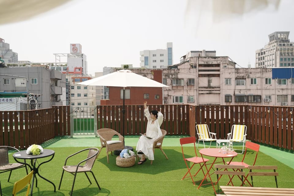 Inner courtyard view