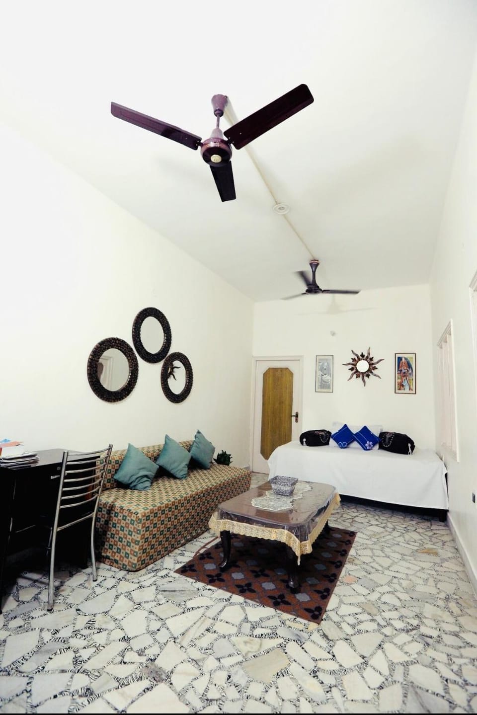 Sunnyside welcomes you Apartment in Punjab, India