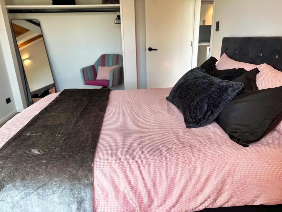 Remarkables View - Te Aroha Retreat Apartment in Queenstown