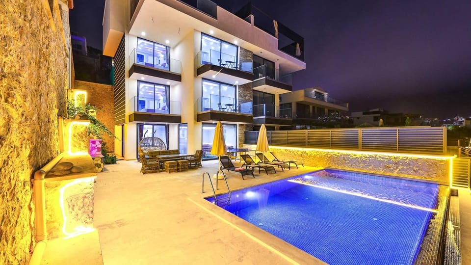 Property building, Patio, Night, Other, Pool view, sunbed