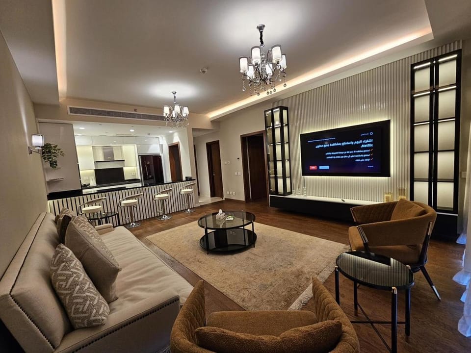 Aeon Luxe Two-Bedroom with Pool Zayed Comfort Apartment in Egypt