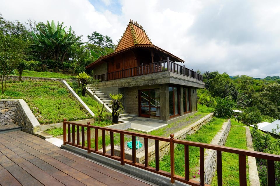 Property building, Day, Natural landscape, Garden