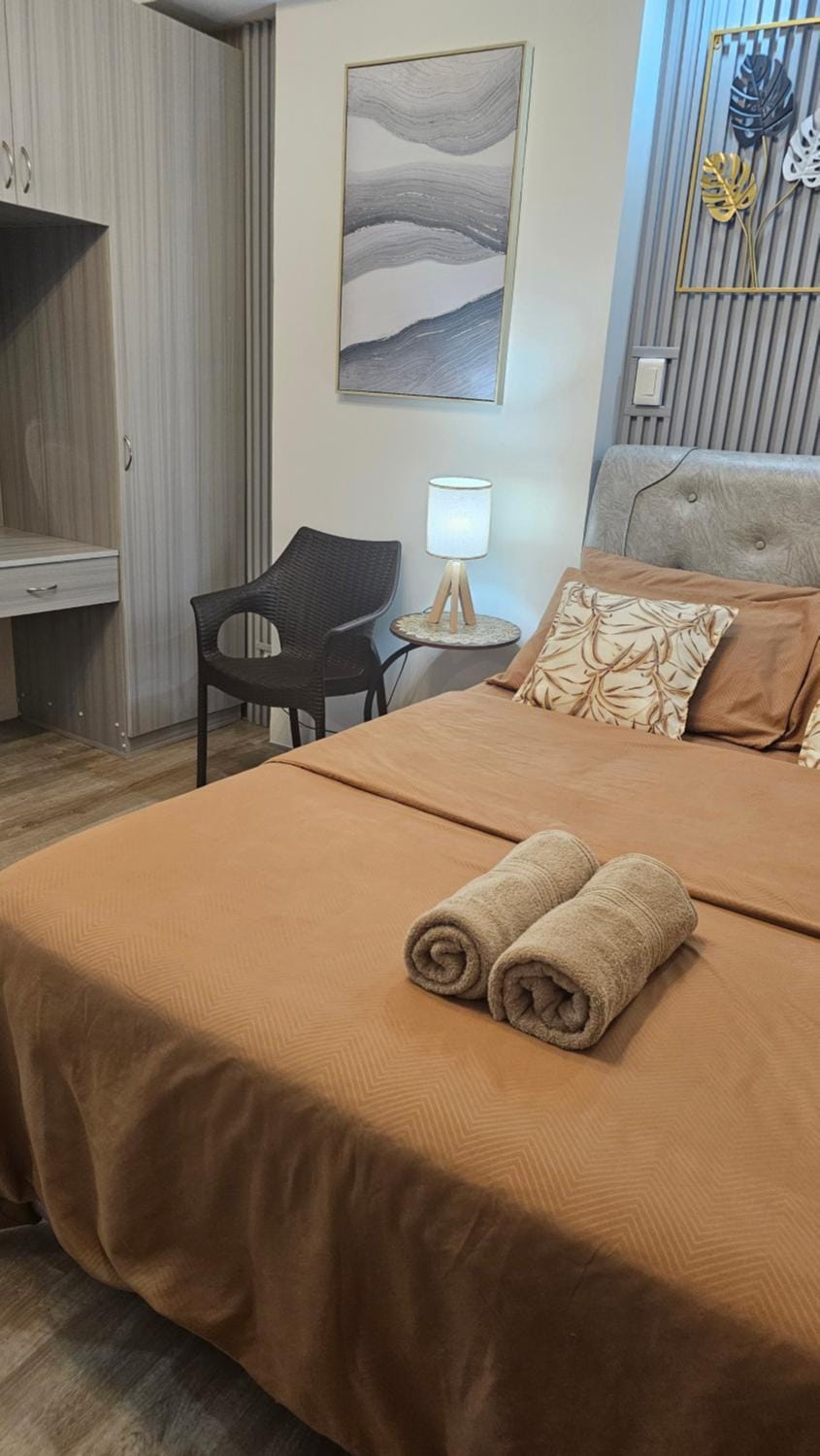 Bacolod Studio Condo Unit Apartment in Bacolod