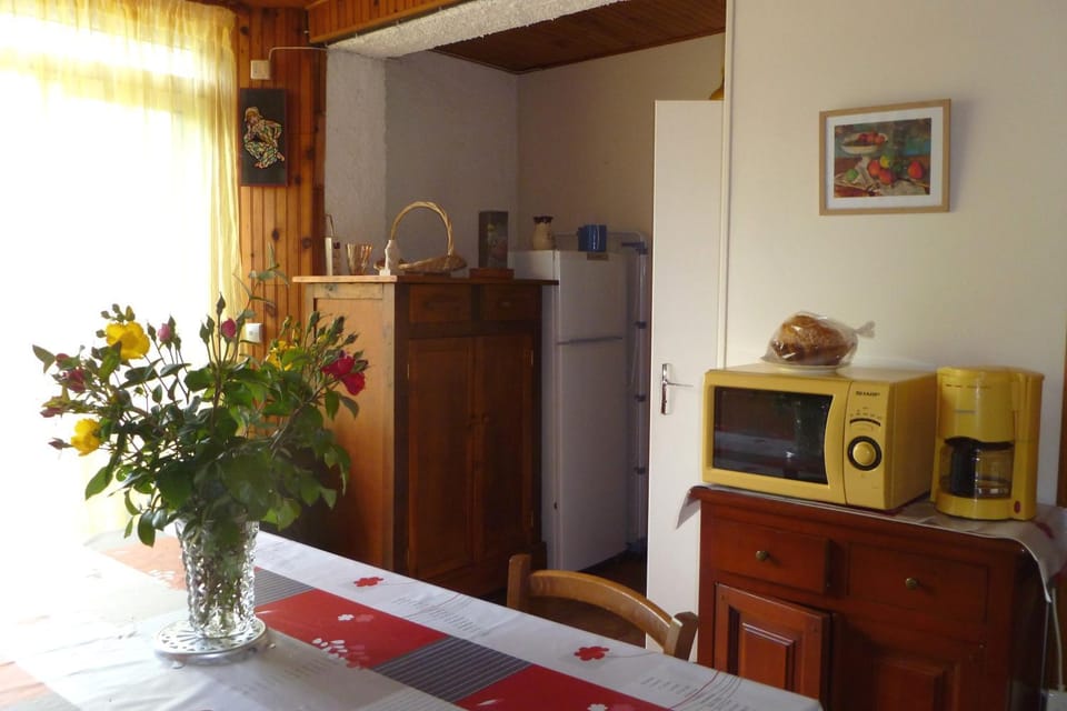 Logement de vacance prés de Tarbes, 2 personnes, deux étoiles House in Occitanie