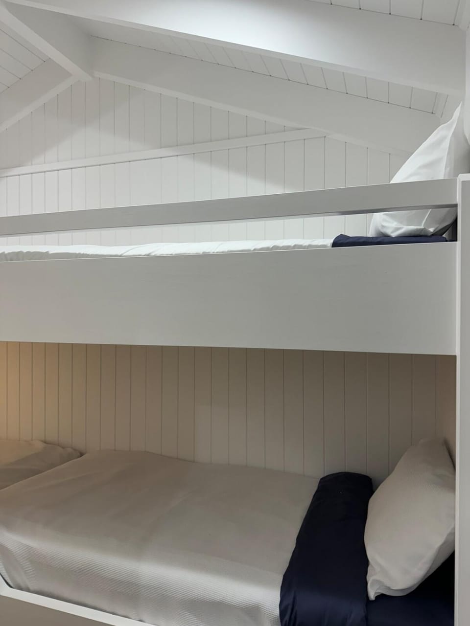 Bed, Bedroom, bunk bed