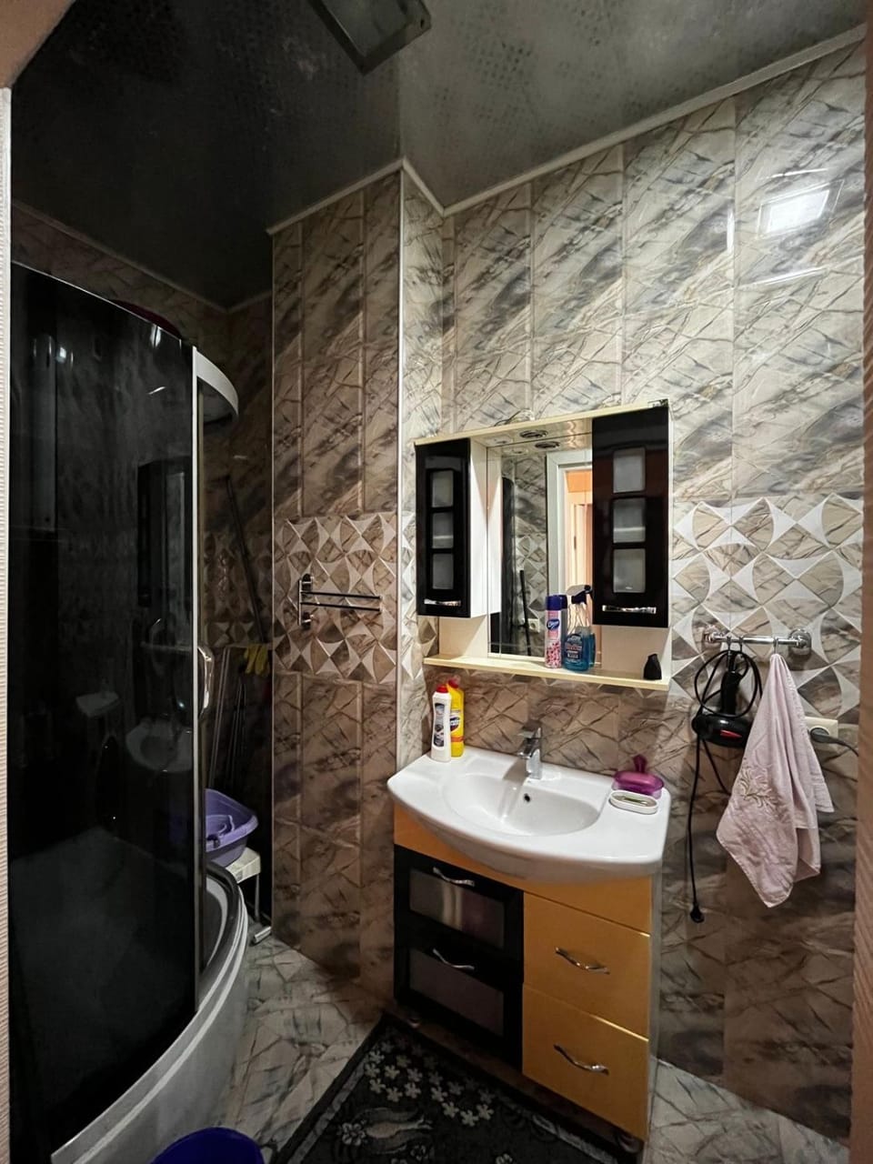 Shore's Apartment in Batumi