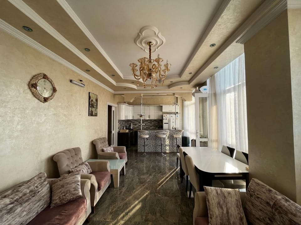 Shore's Apartment in Batumi