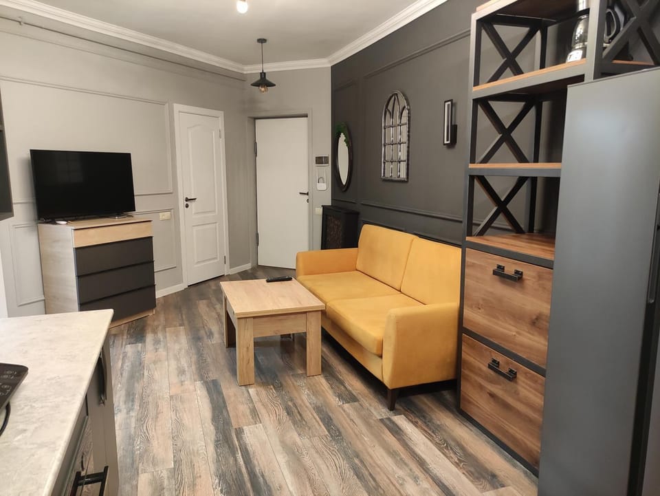 Communal lounge/ TV room, TV and multimedia, Living room, Seating area