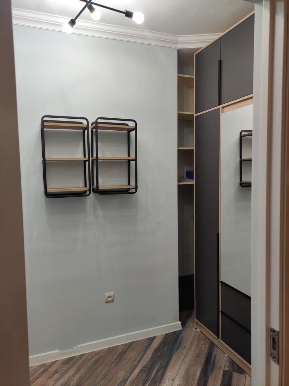 wardrobe