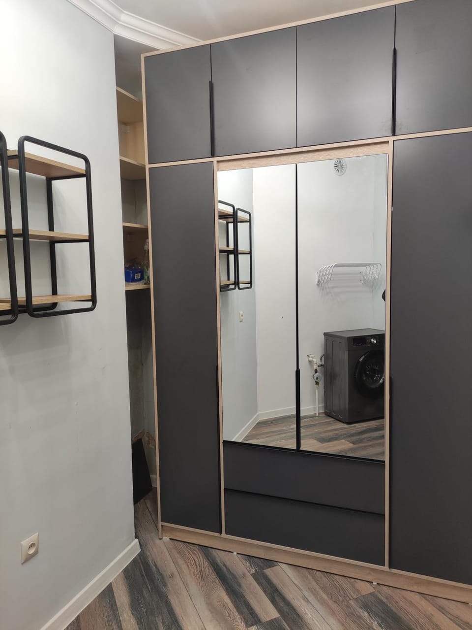 wardrobe