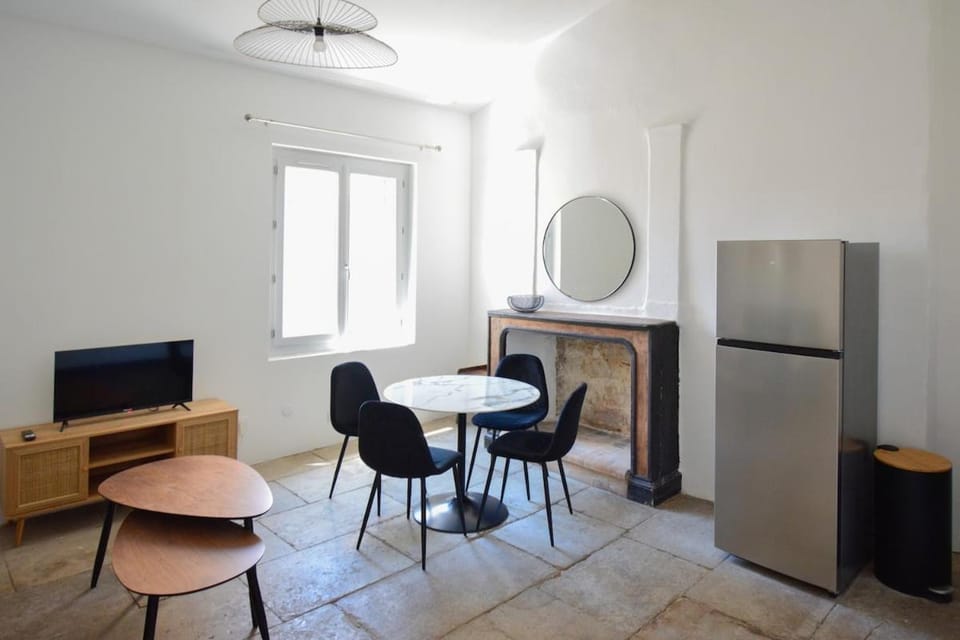 Ecusson - Centre Historique Apartment in Montpellier