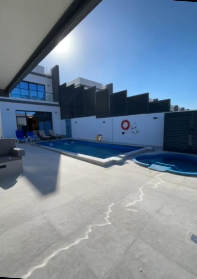 Day, Pool view, Swimming pool, sunbed