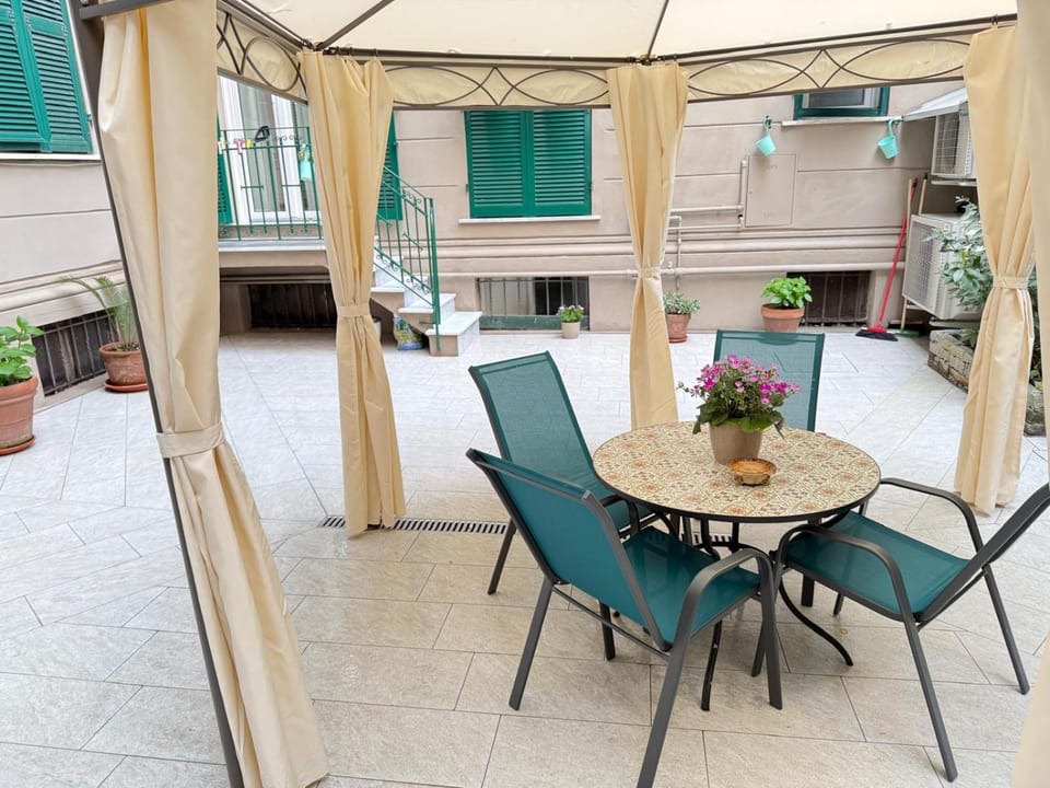 Lina Suites & Rooms Bed and Breakfast in La Spezia