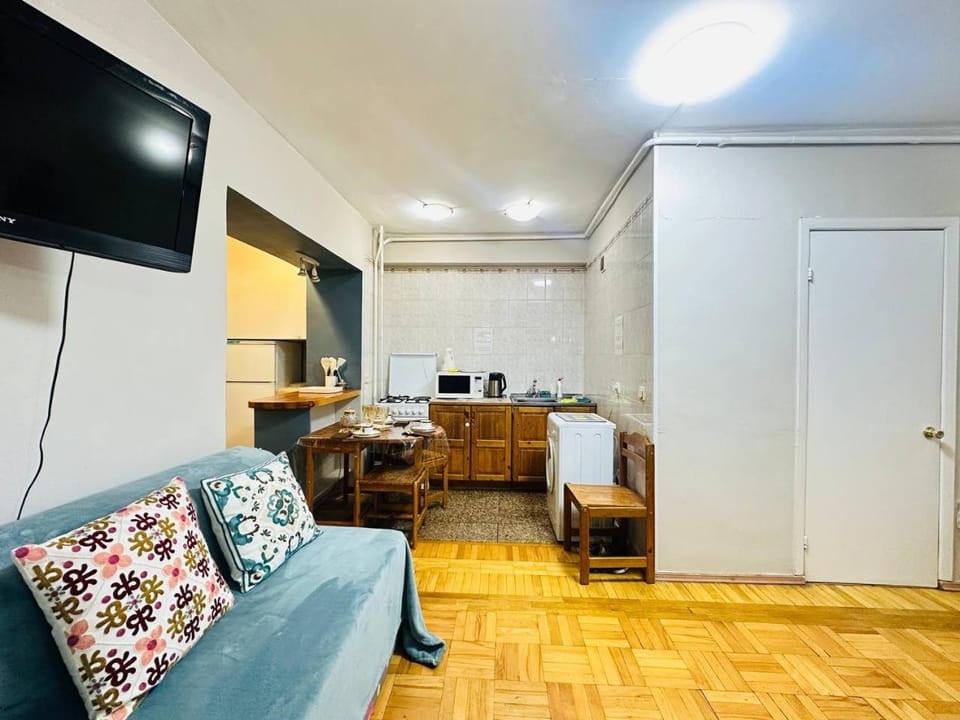 Уют в Центре Золотого Квадрата на Пушкина рядом с метро и парками Apartment in Almaty