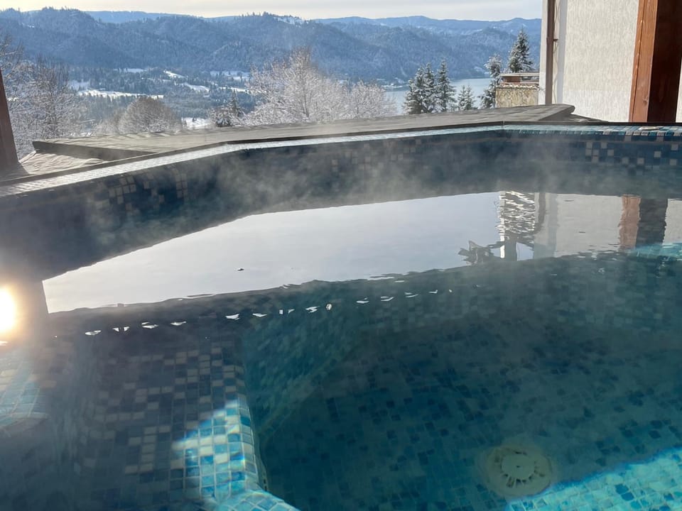 Natural landscape, Winter, Hot Tub