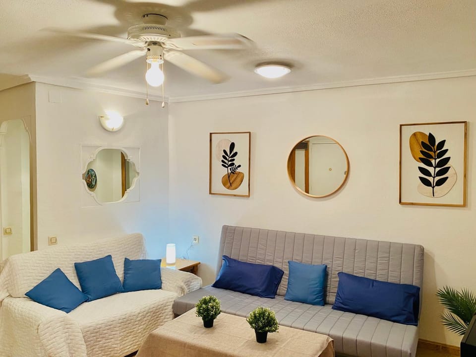 Living room, Decorative detail, Seating area