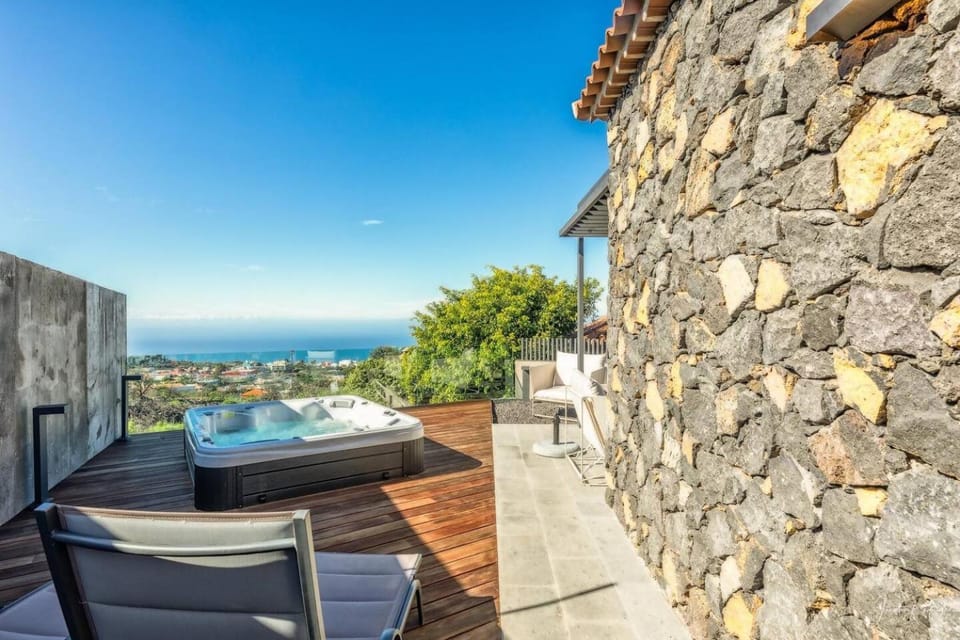 Llombet Home, un enclave privilegiado Villa in La Palma