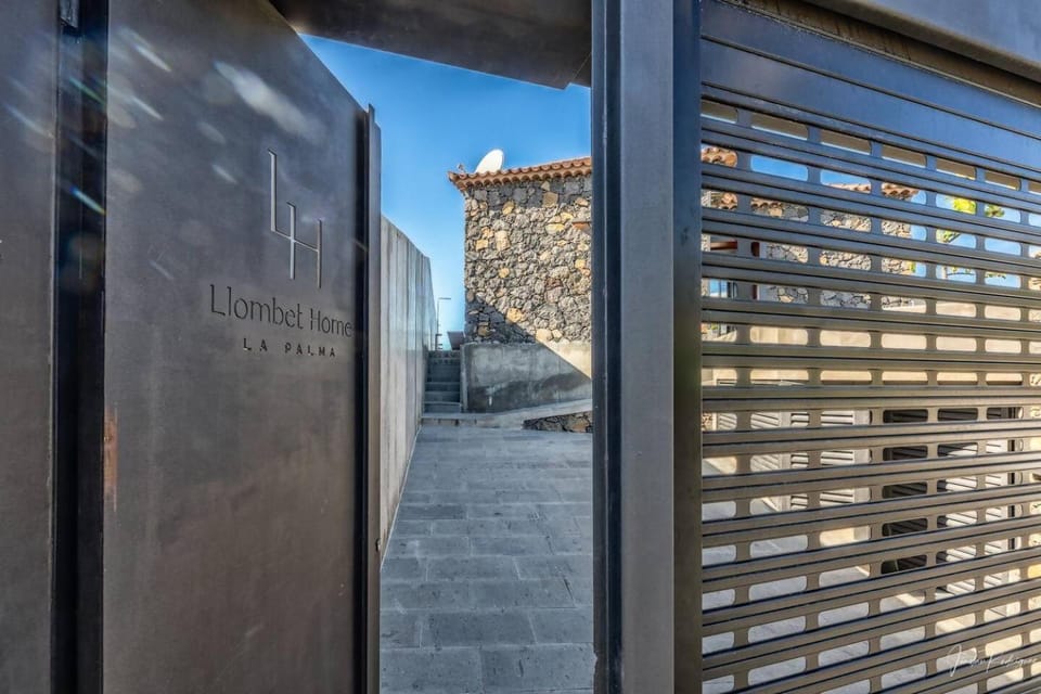 Llombet Home, un enclave privilegiado Villa in La Palma