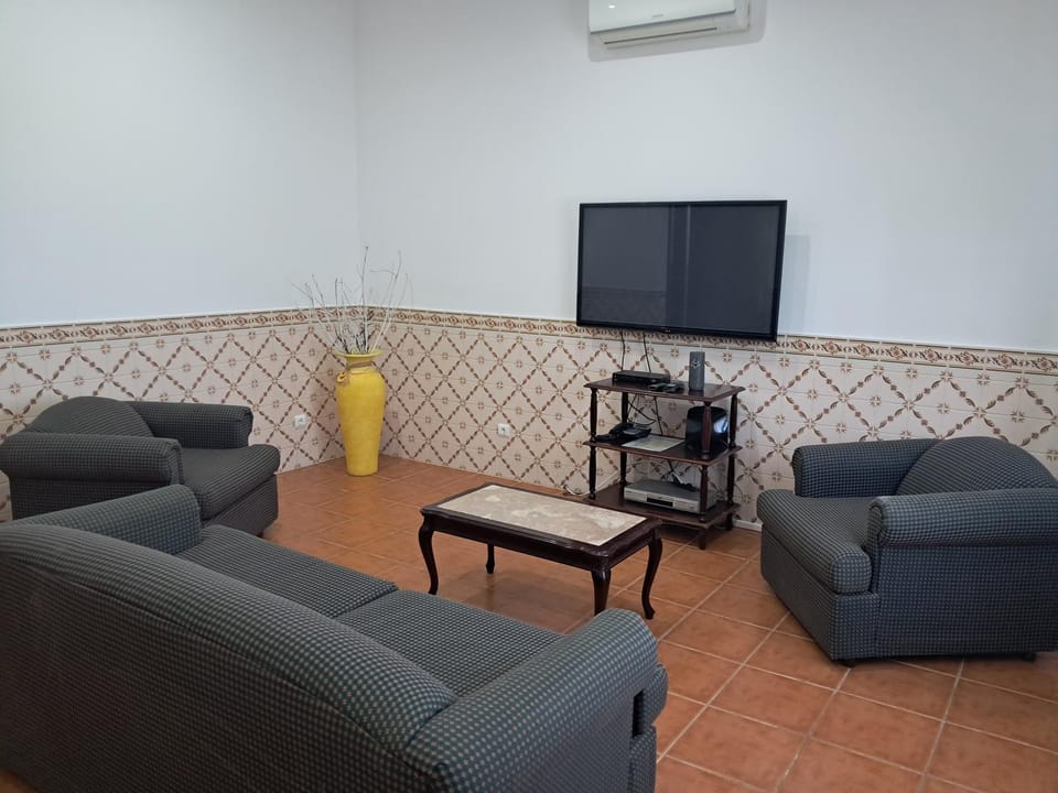 TV and multimedia, Living room, air conditioner