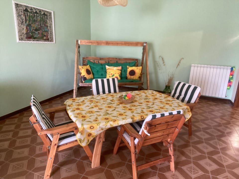 Lounge or bar