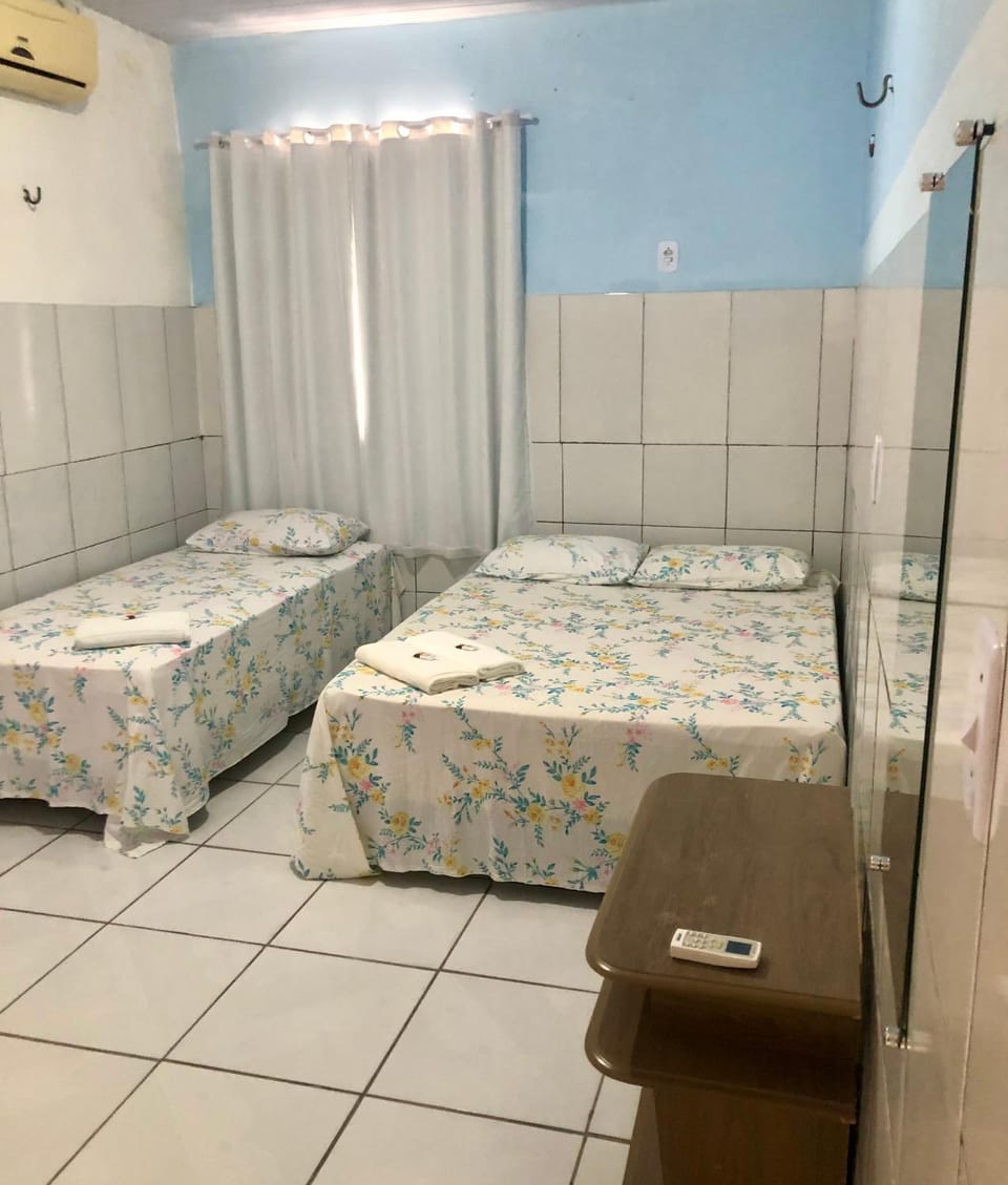 Bed, Bedroom, air conditioner