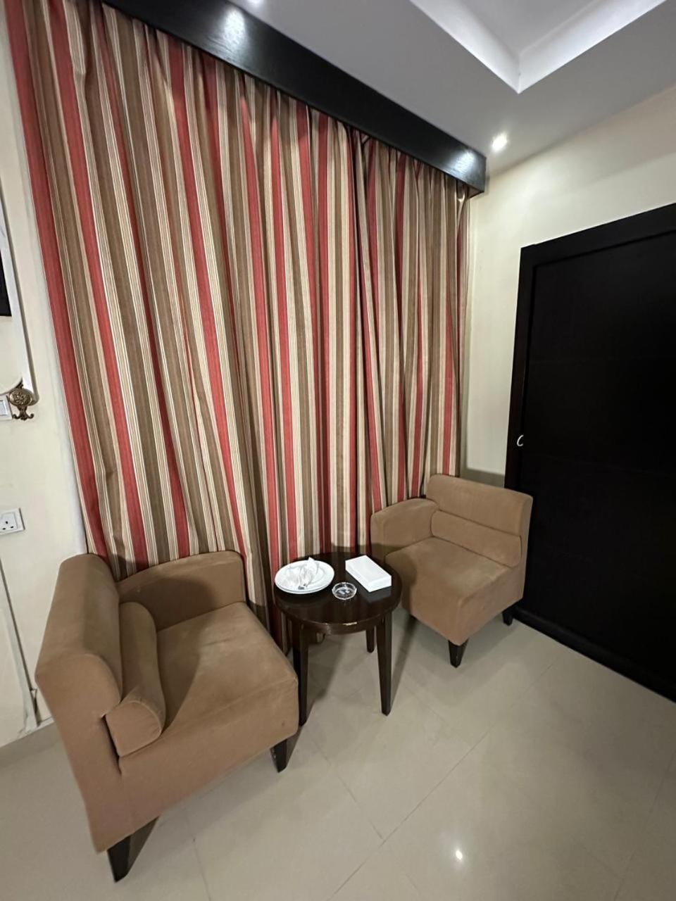 منازل الحمراء السكنية للشقق المخدومة "إقتصادي" Apartment hotel in Riyadh Province