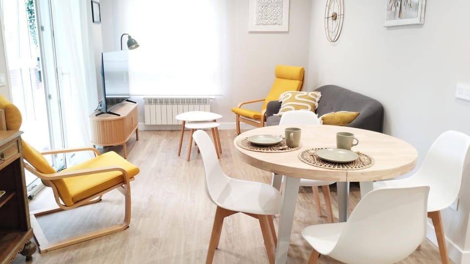 Apartamento Ezcurdia II Apartment in Gijón
