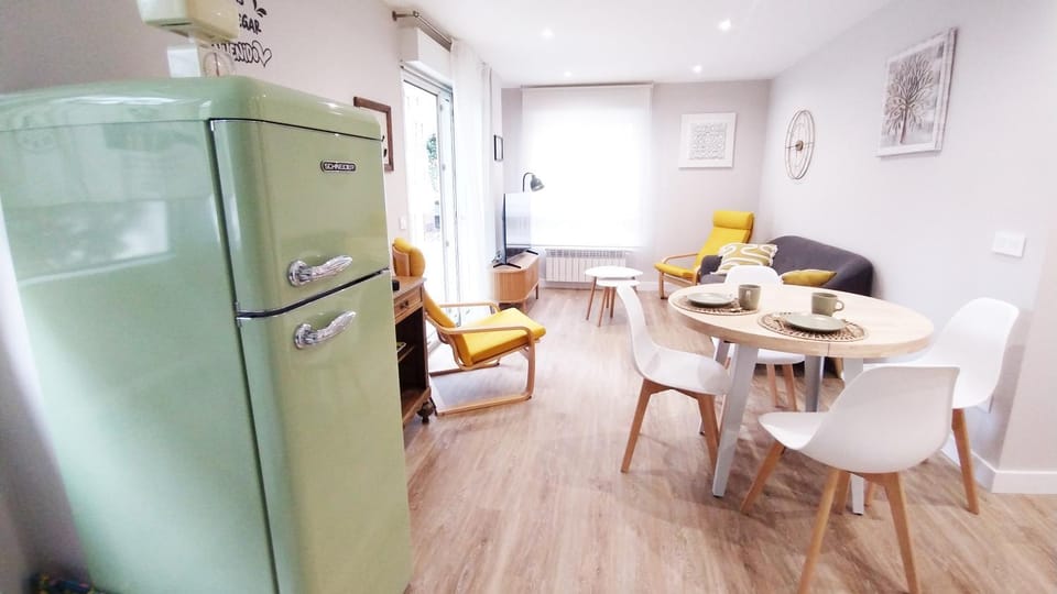 Apartamento Ezcurdia II Apartment in Gijón