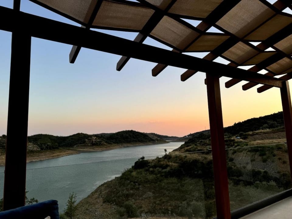 Day, Natural landscape, View (from property/room), Balcony/Terrace, Lake view, Mountain view, River view, Sunset