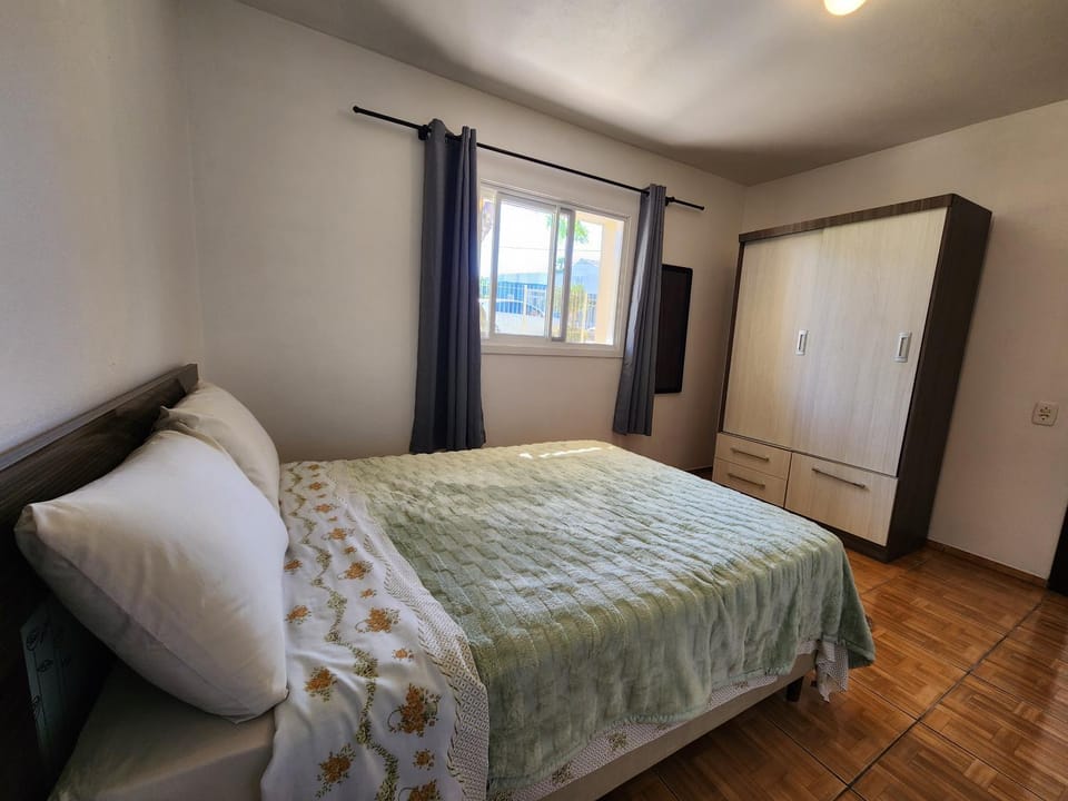 Bed, Bedroom, wardrobe