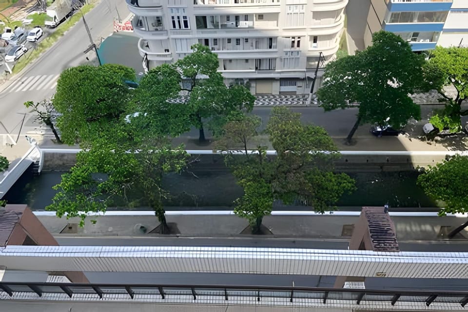 City view, Sea view