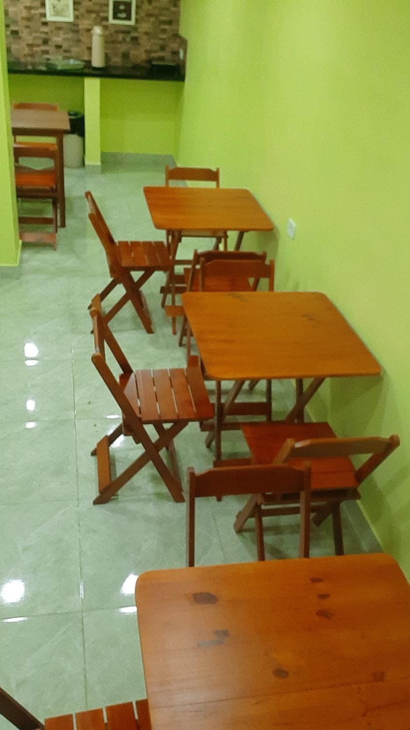 Restaurant/places to eat, Dining area