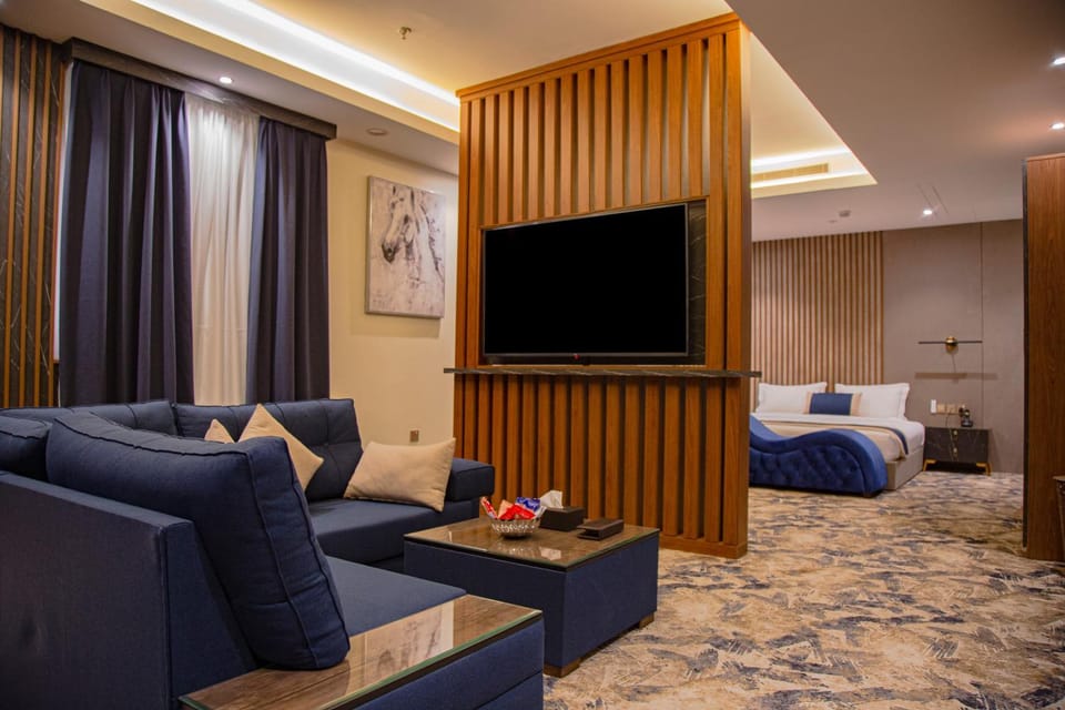 Living room, Photo of the whole room, Bedroom, furniture