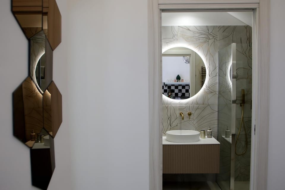 Shower, Bathroom