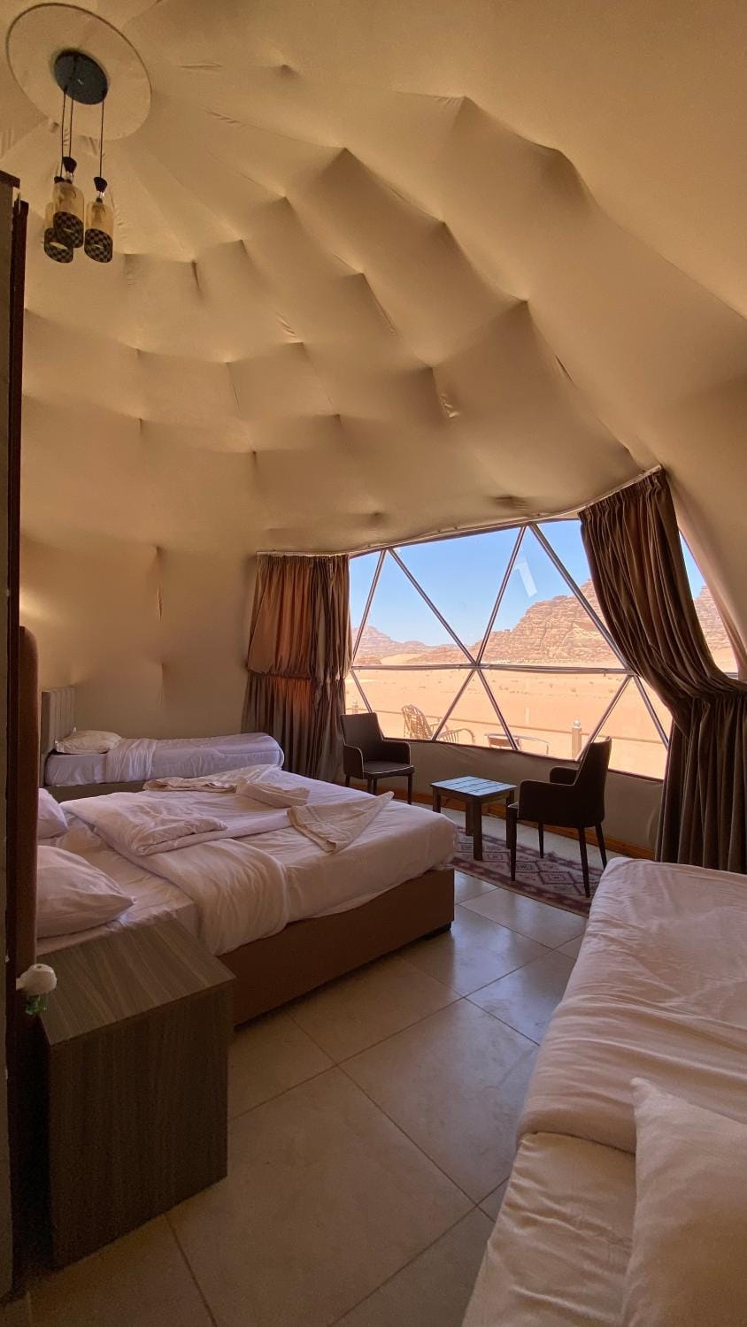 Bed, Photo of the whole room