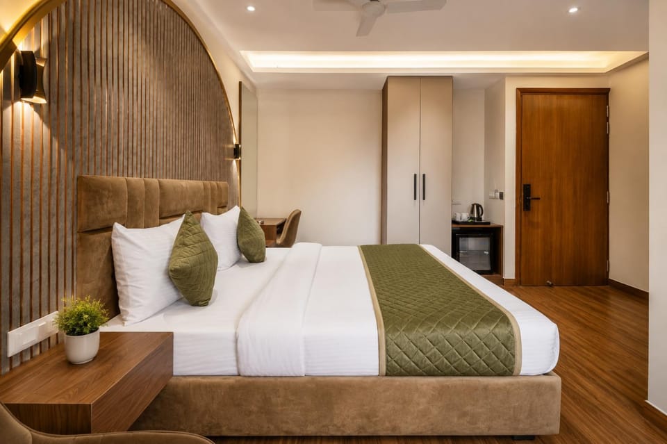 Bed, wardrobe