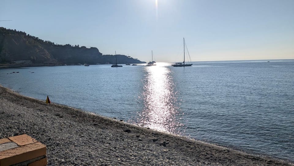 Appartamento fronte mare Taormina - relax e posizione top Apartment in Sicily