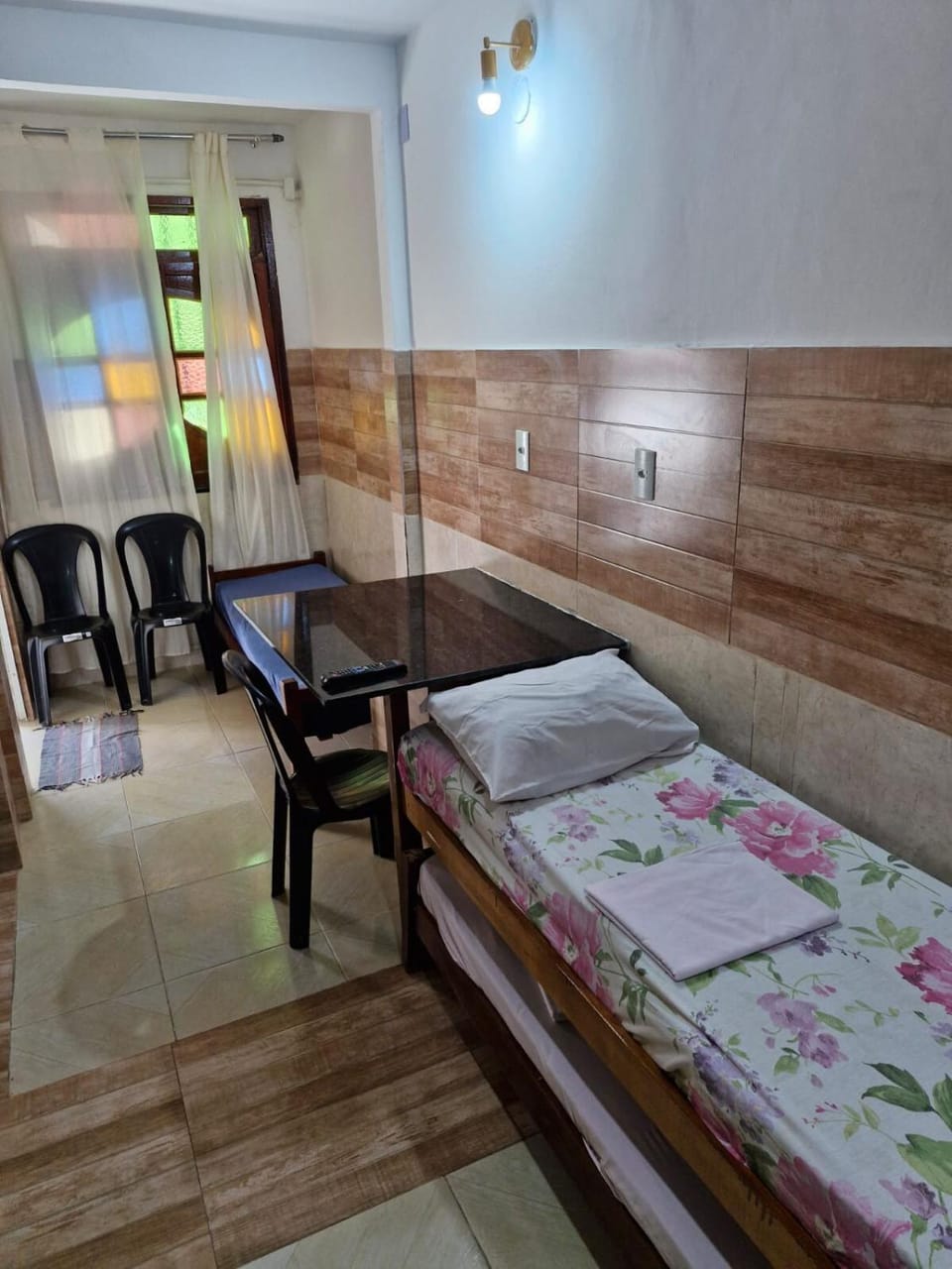 Living room, Photo of the whole room