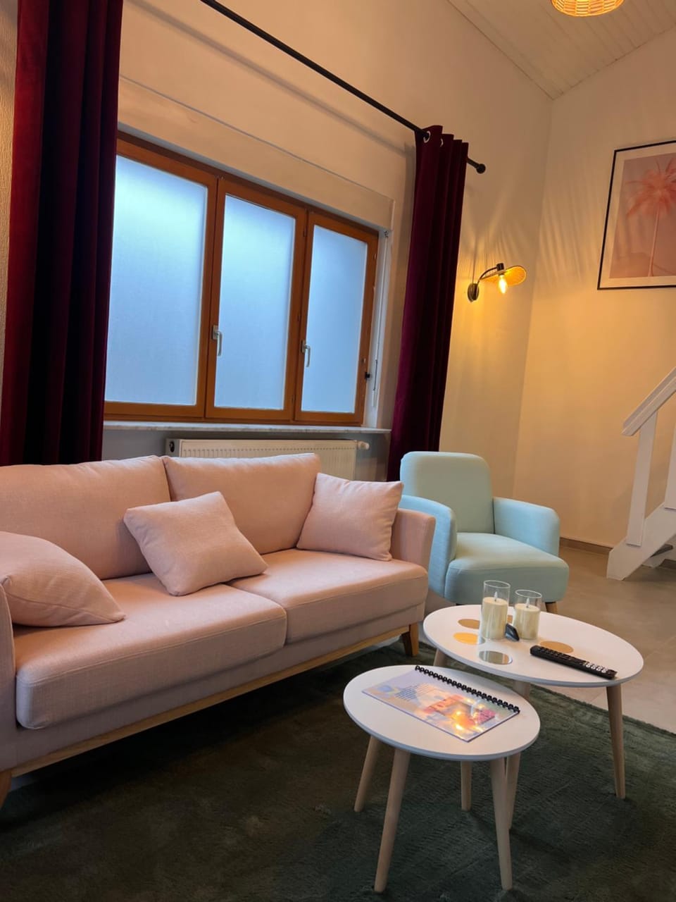 Living room, Seating area