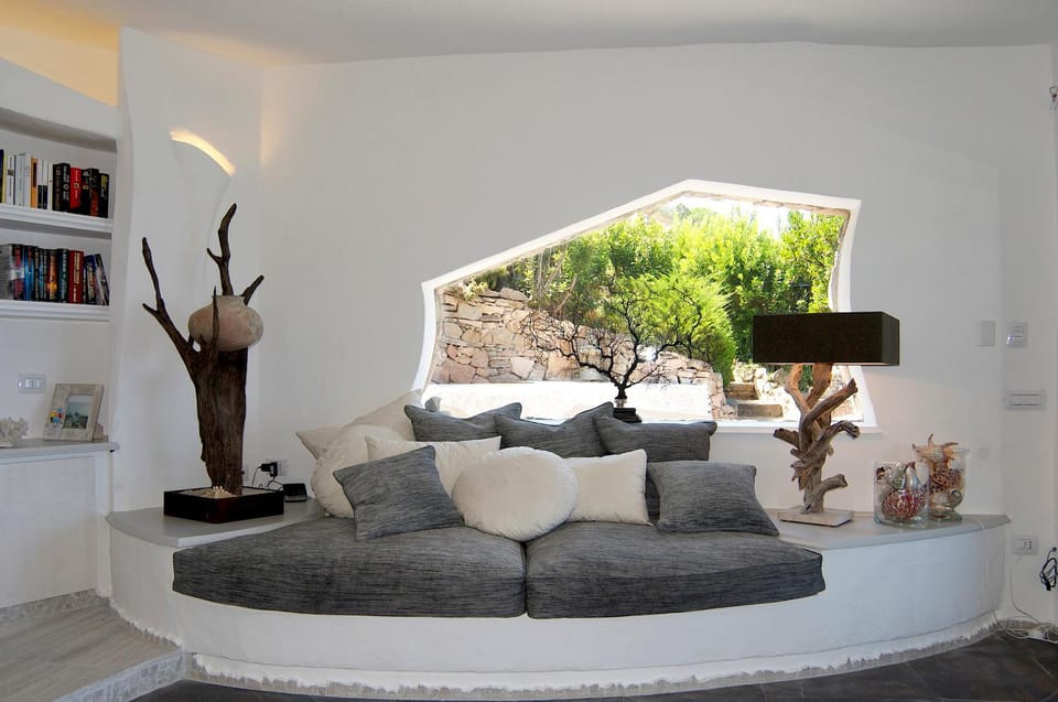 Garden, Living room, Seating area, Garden view