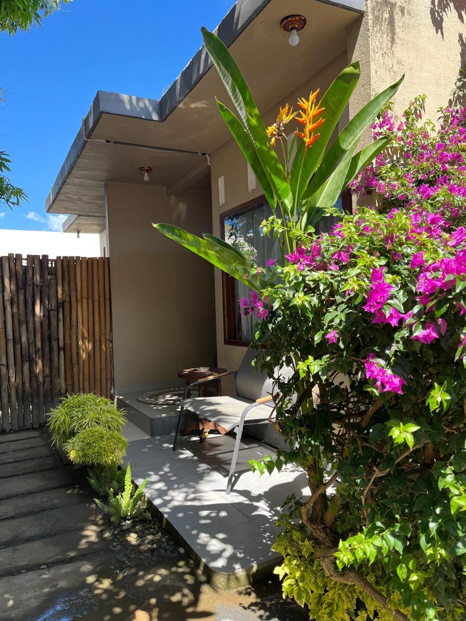 Antheia Garden with Hot Tub House in Pujut