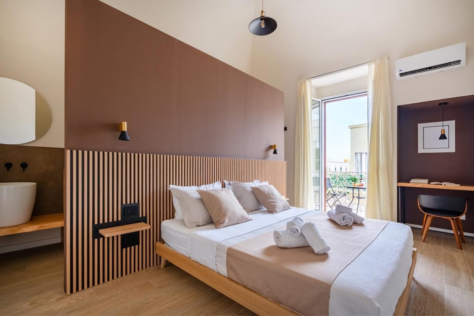 Bed, Balcony/Terrace, Bedroom
