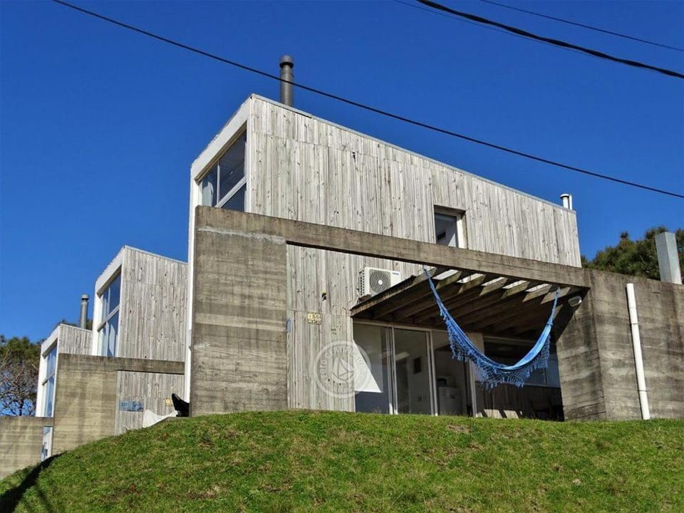 Refugios del Diablo House in Rocha Department, Uruguay