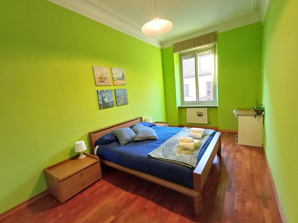 Bed, Living room, Bedroom