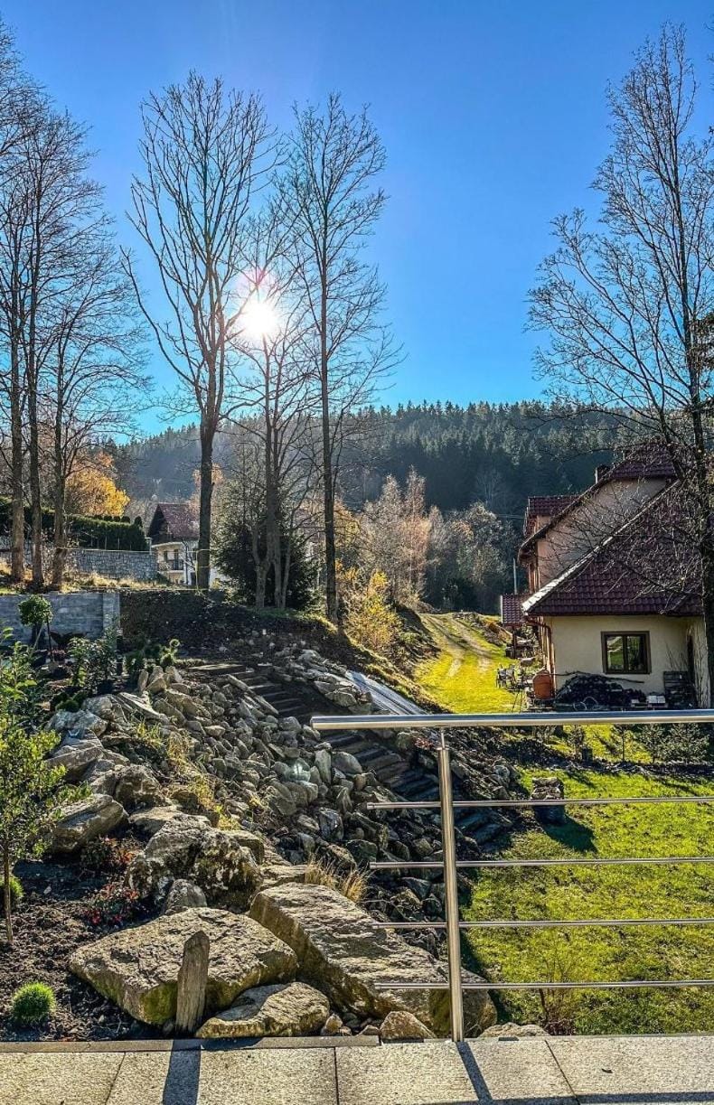 Spring, Day, Natural landscape, Garden, Garden view, Mountain view