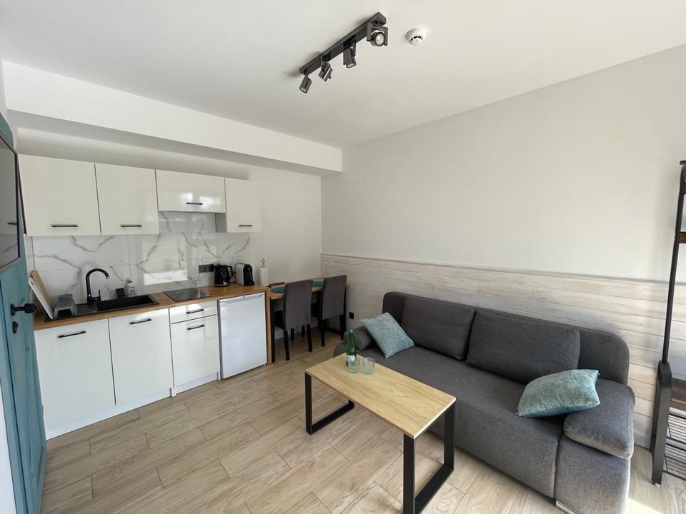 Villa Riviera Apartament dwupokojowy z tarasem Poddąbie Apartment in Pomeranian Voivodeship