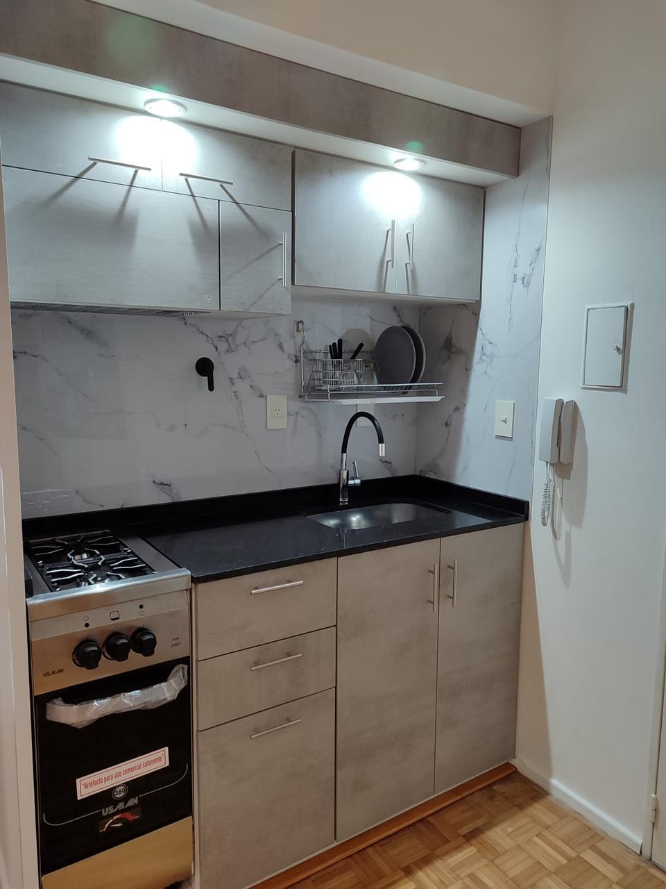 Kitchen or kitchenette