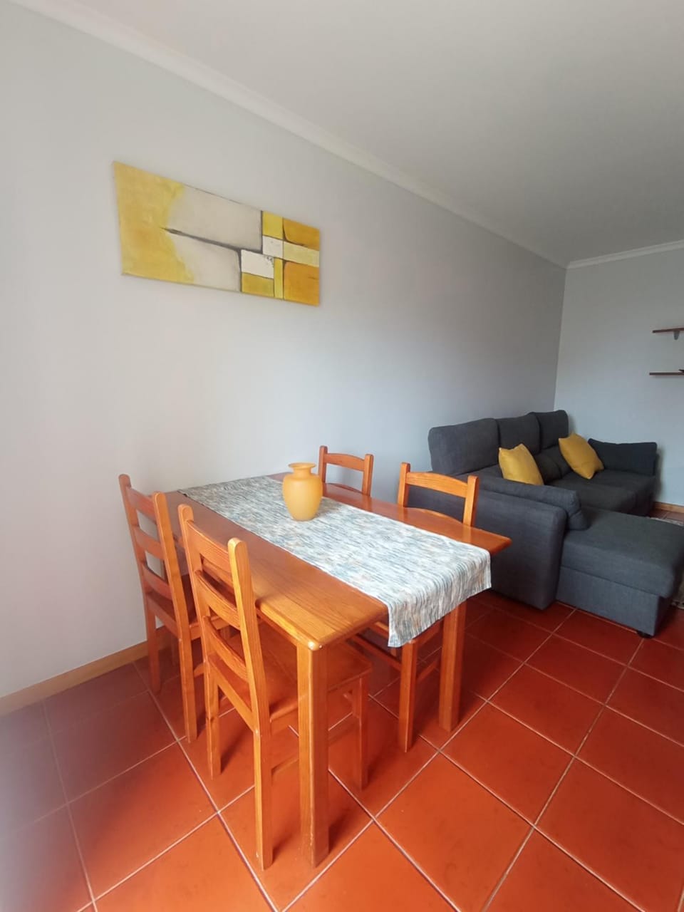 Seating area, Dining area